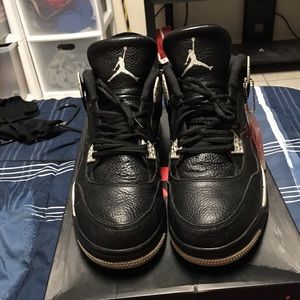 Jordan 4 LS “Oreo”